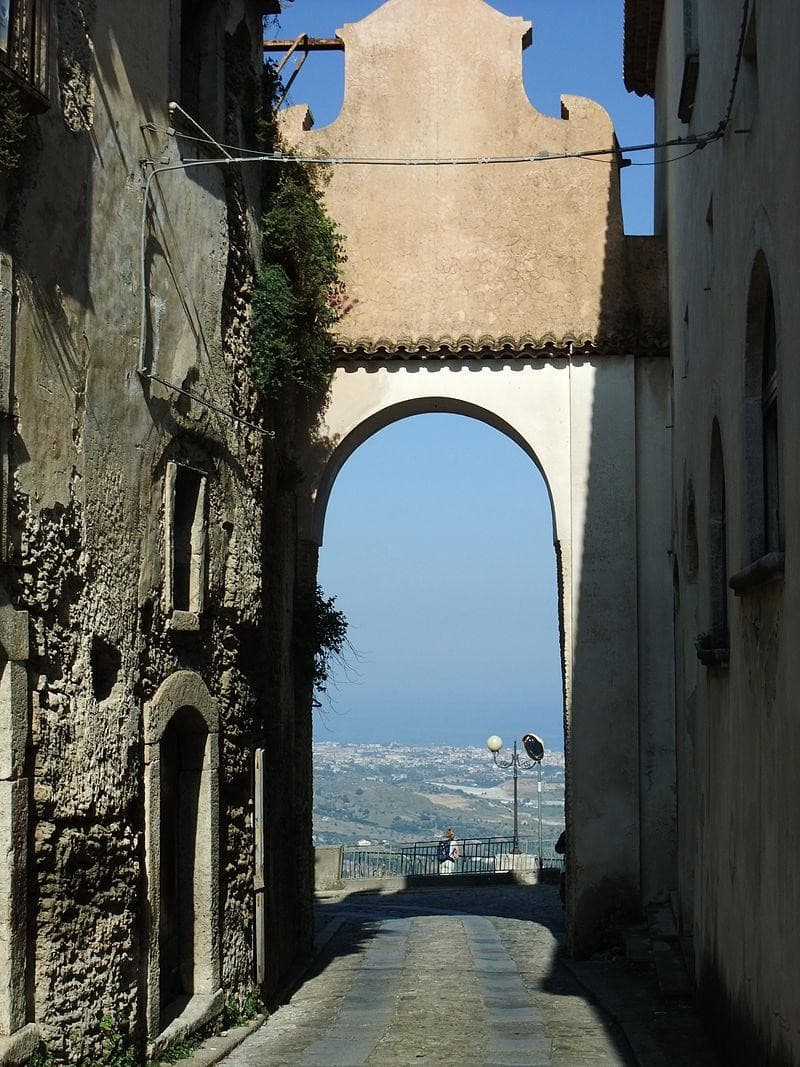 Porta del Sole