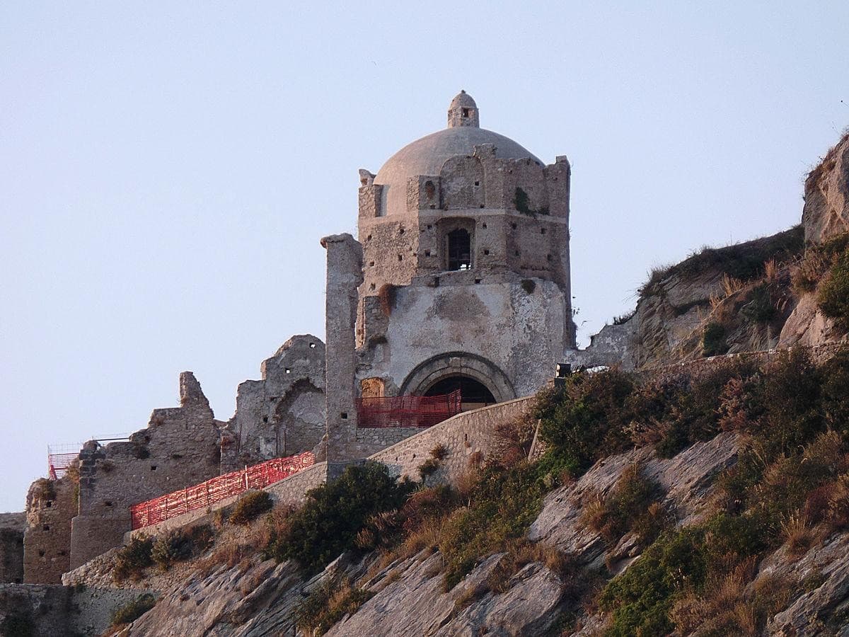 Ruderi della Chiesa di San Francesco d'Assisi