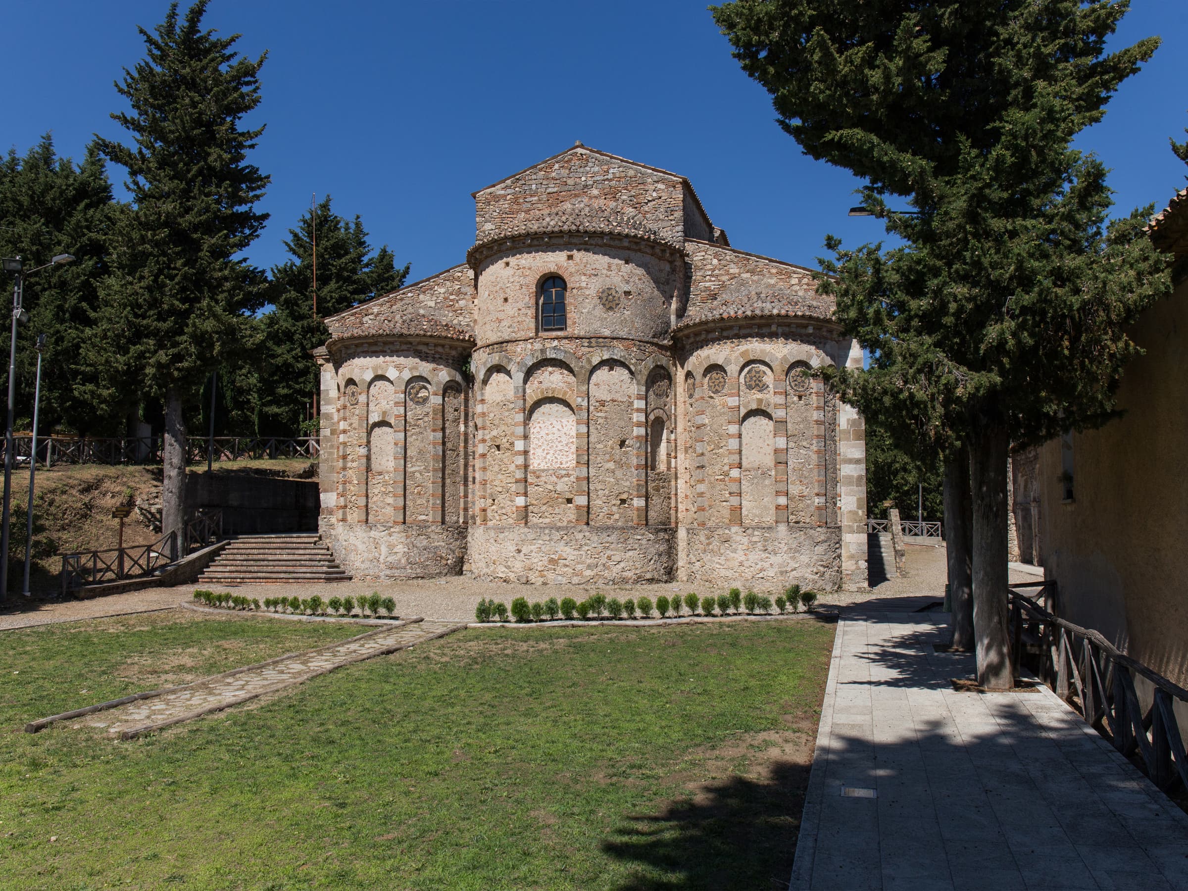 Abbazia di Santa Maria del Patire (o Pathirion)